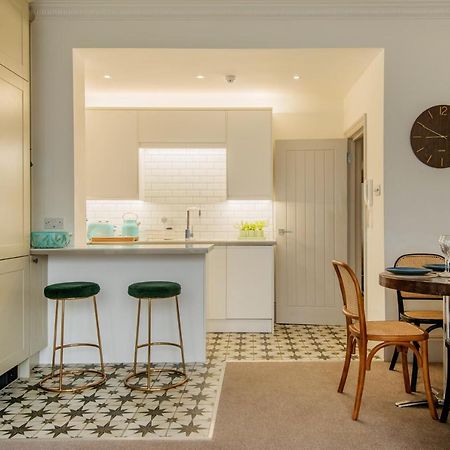 Beautiful, Central, 3 Min Walk From Beach, 2 King Doubles Hove Exteriér fotografie