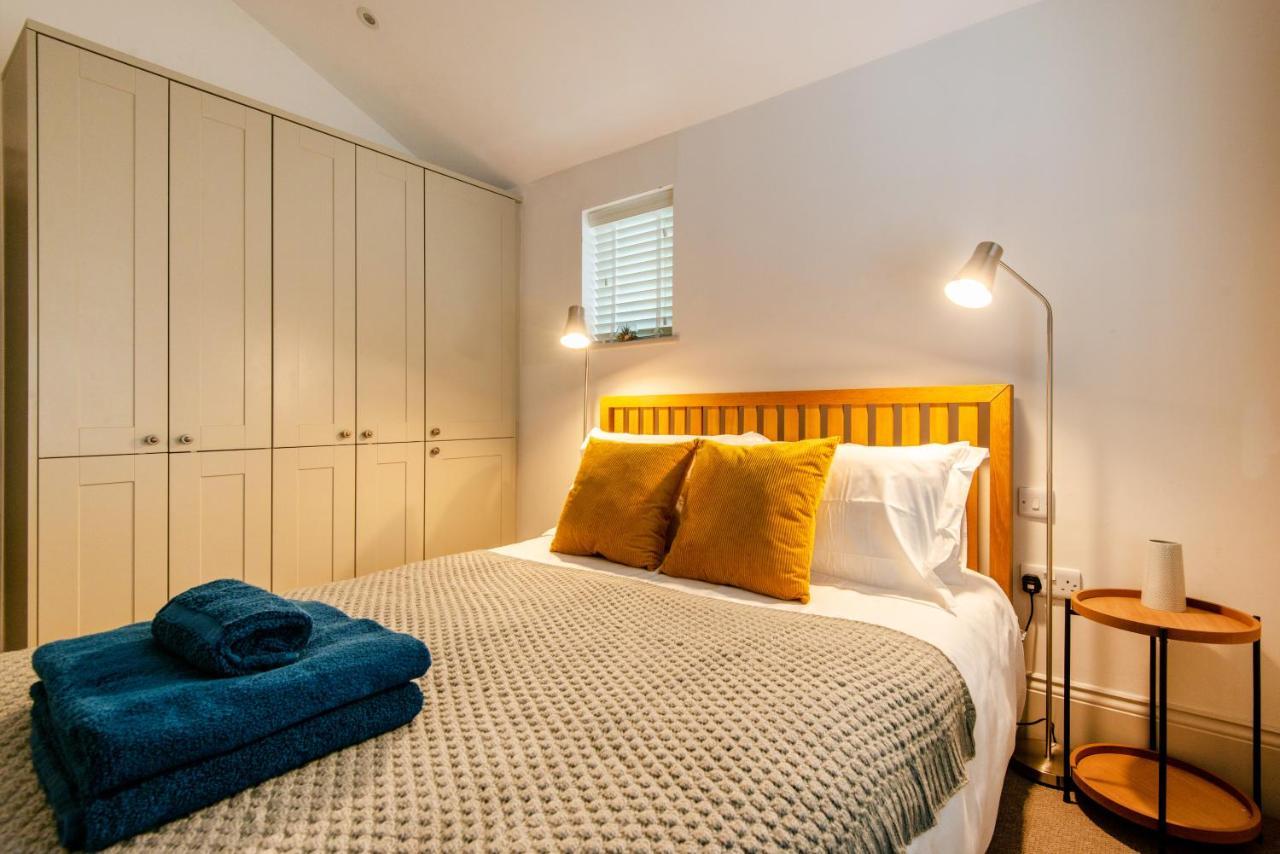 Beautiful, Central, 3 Min Walk From Beach, 2 King Doubles Hove Exteriér fotografie
