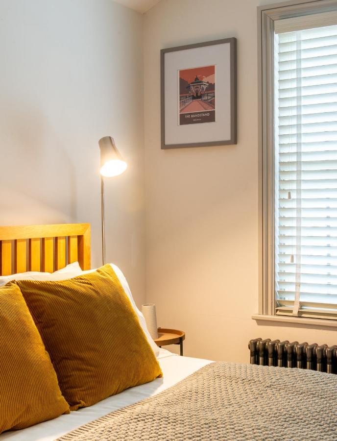 Beautiful, Central, 3 Min Walk From Beach, 2 King Doubles Hove Exteriér fotografie