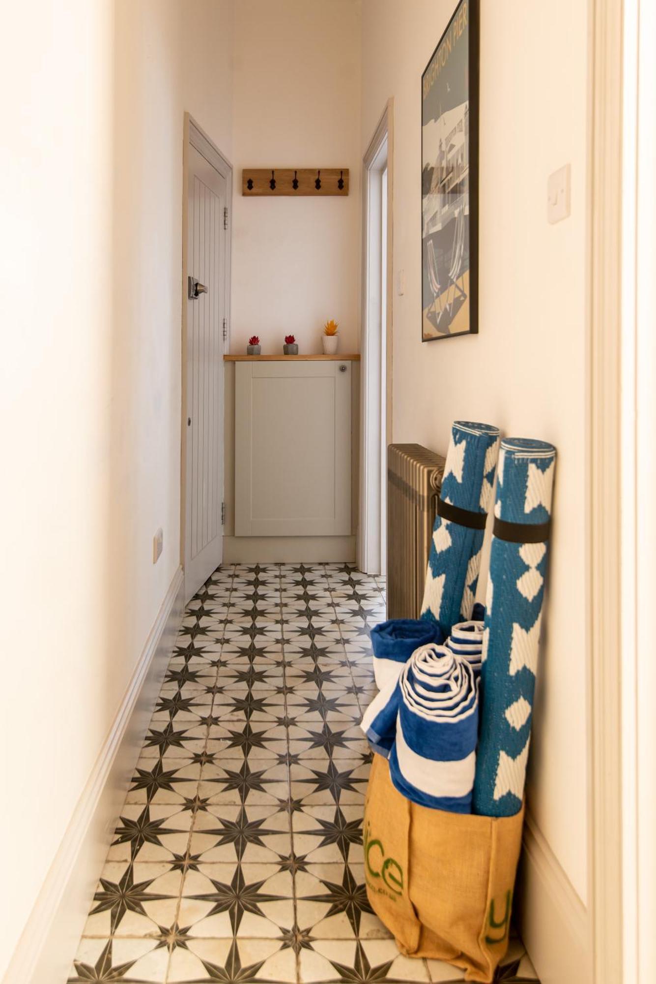 Beautiful, Central, 3 Min Walk From Beach, 2 King Doubles Hove Exteriér fotografie